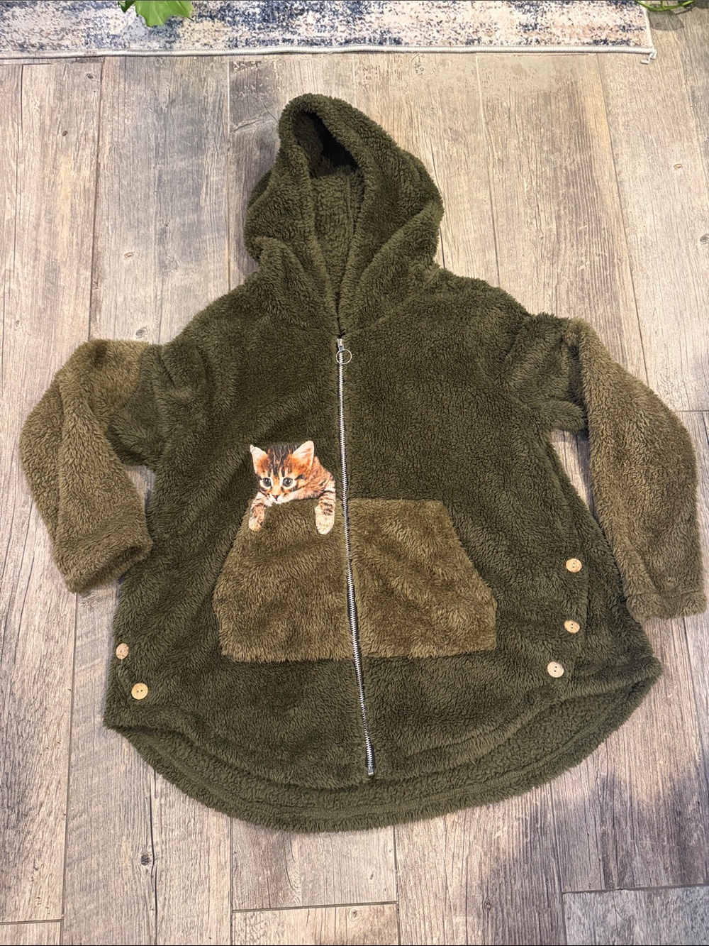 Cozy Olive Green Hooded Zip Sweatshirt with Kitten Patch